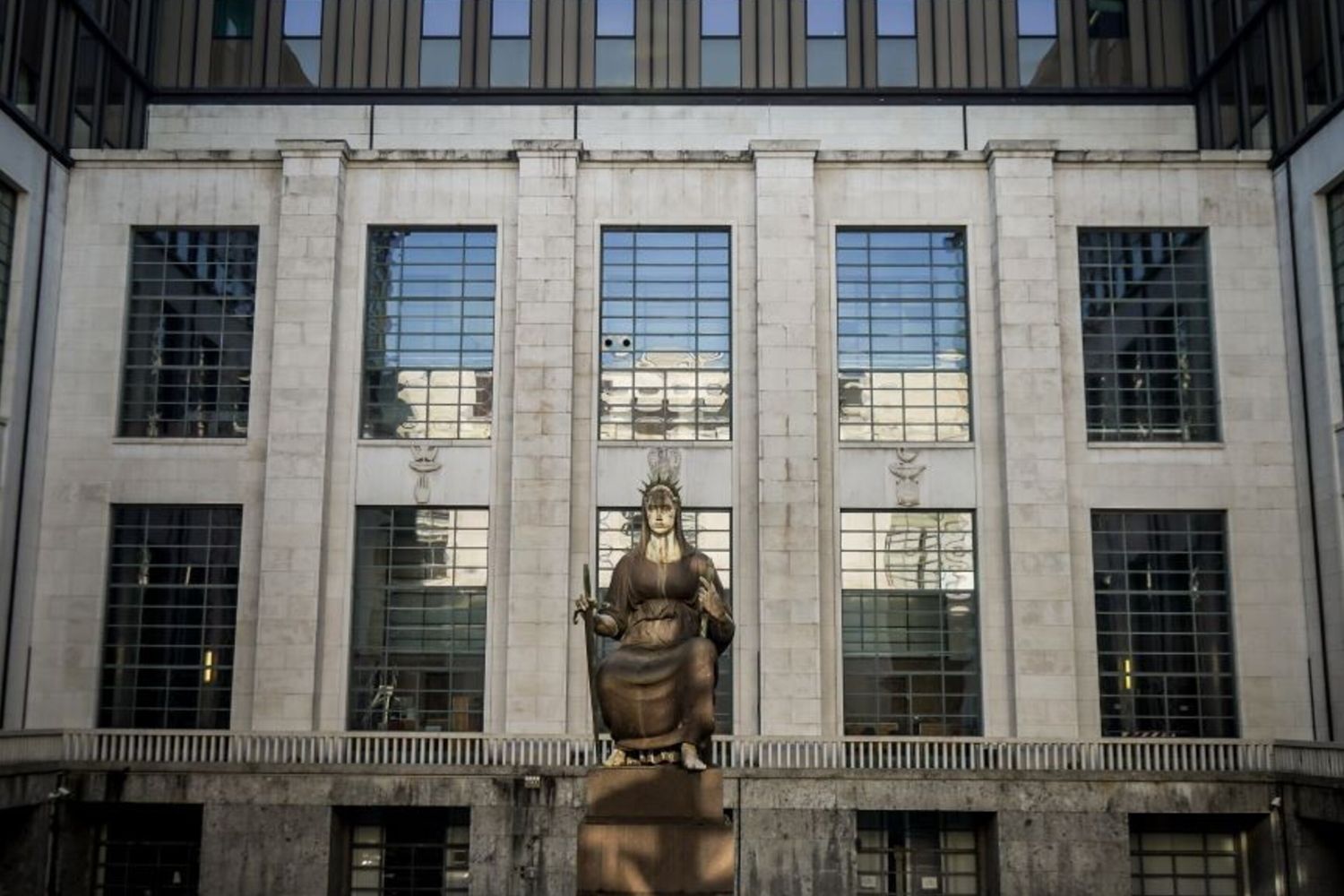 Il palazzo di giustizia di Milano