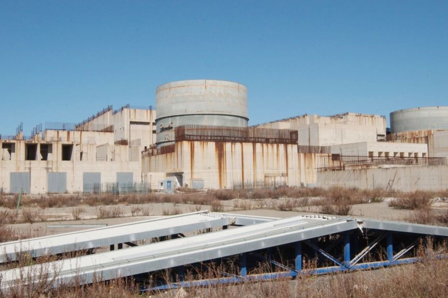 ENEL CENTRALE TERMOELETTRICA DI MONTALTO DI CASTRO (VT) NELLA FOTO L' IMPIANTO EX CENTRALE NUCLEARE