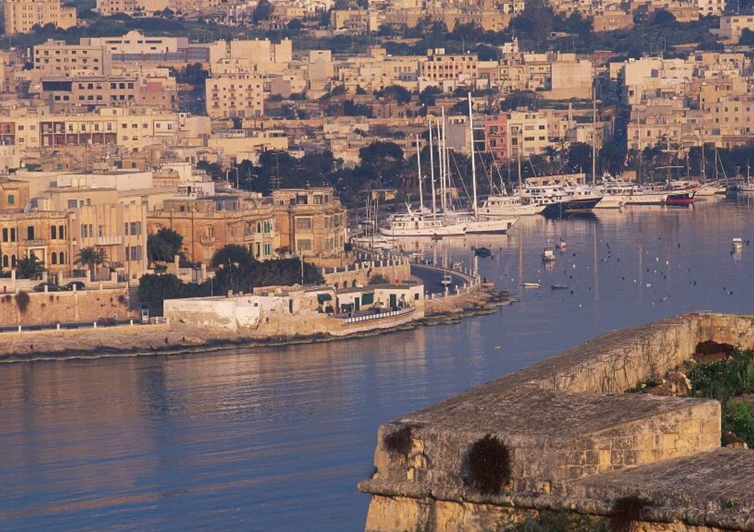 malta inaugura biennale arte&nbsp;