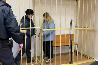 russia studentessa arrestata lancio molotov seggio elezioni