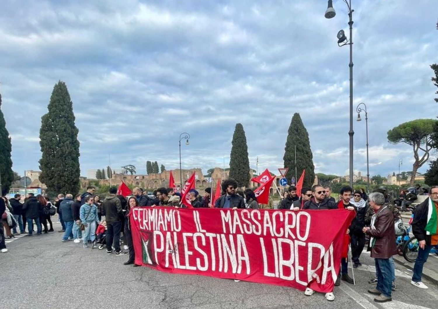 'Fermare il genocidio', nuova manifestazione a Roma pro-Palestina