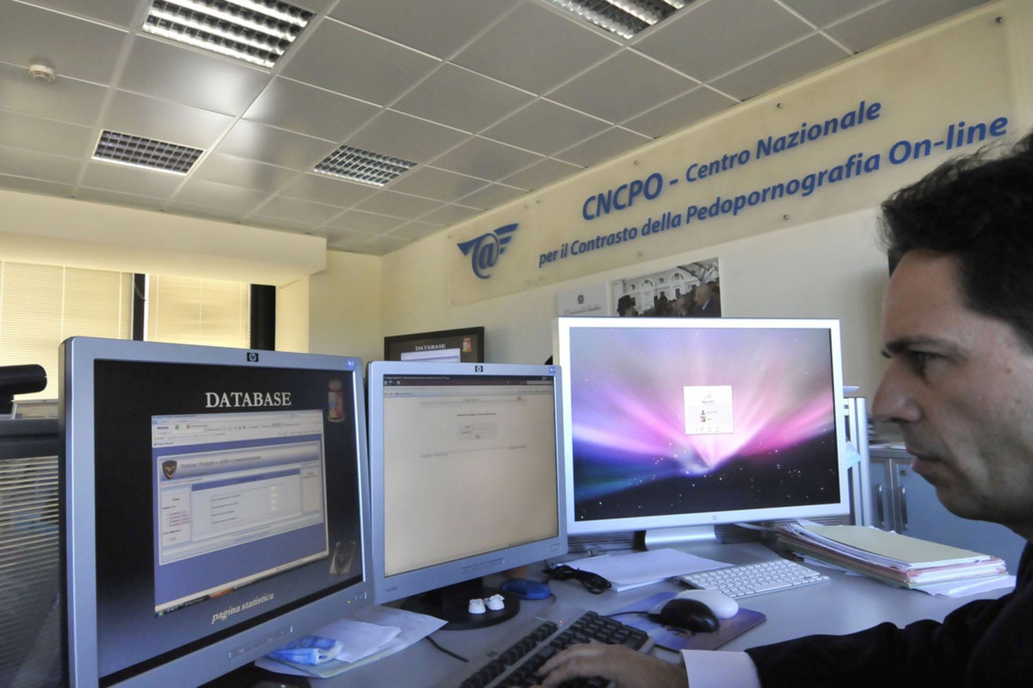 &nbsp;Cncpo - Centro nazionale per il controllo della Pedopornografia On-line,  (Agf)