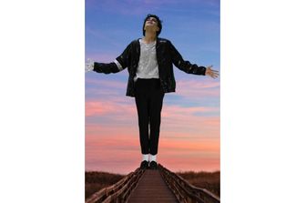 "Joshua Uziel Consigli in una scena di 'A Gift from God' di Liana Marabini"