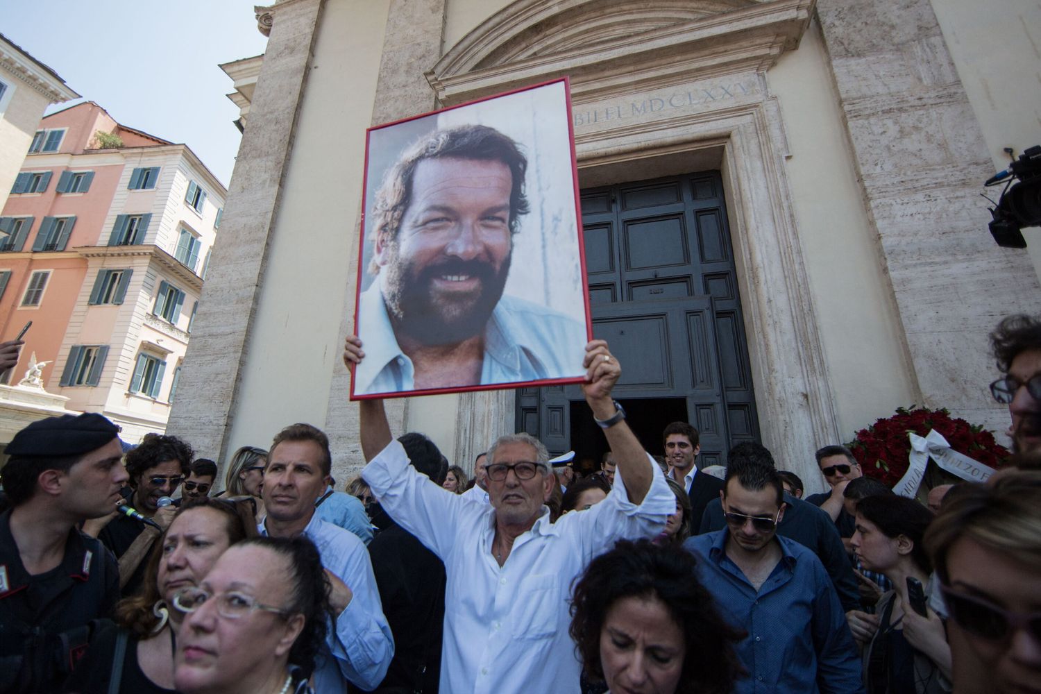 30/06/2016,Roma. Funerali di Bud Spencer nella chiesa degli artisti a Piazza del Popolo