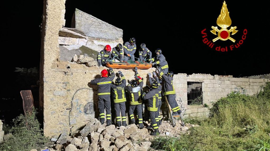 L'intervento dei Vigili del Fuoco a Nuoro