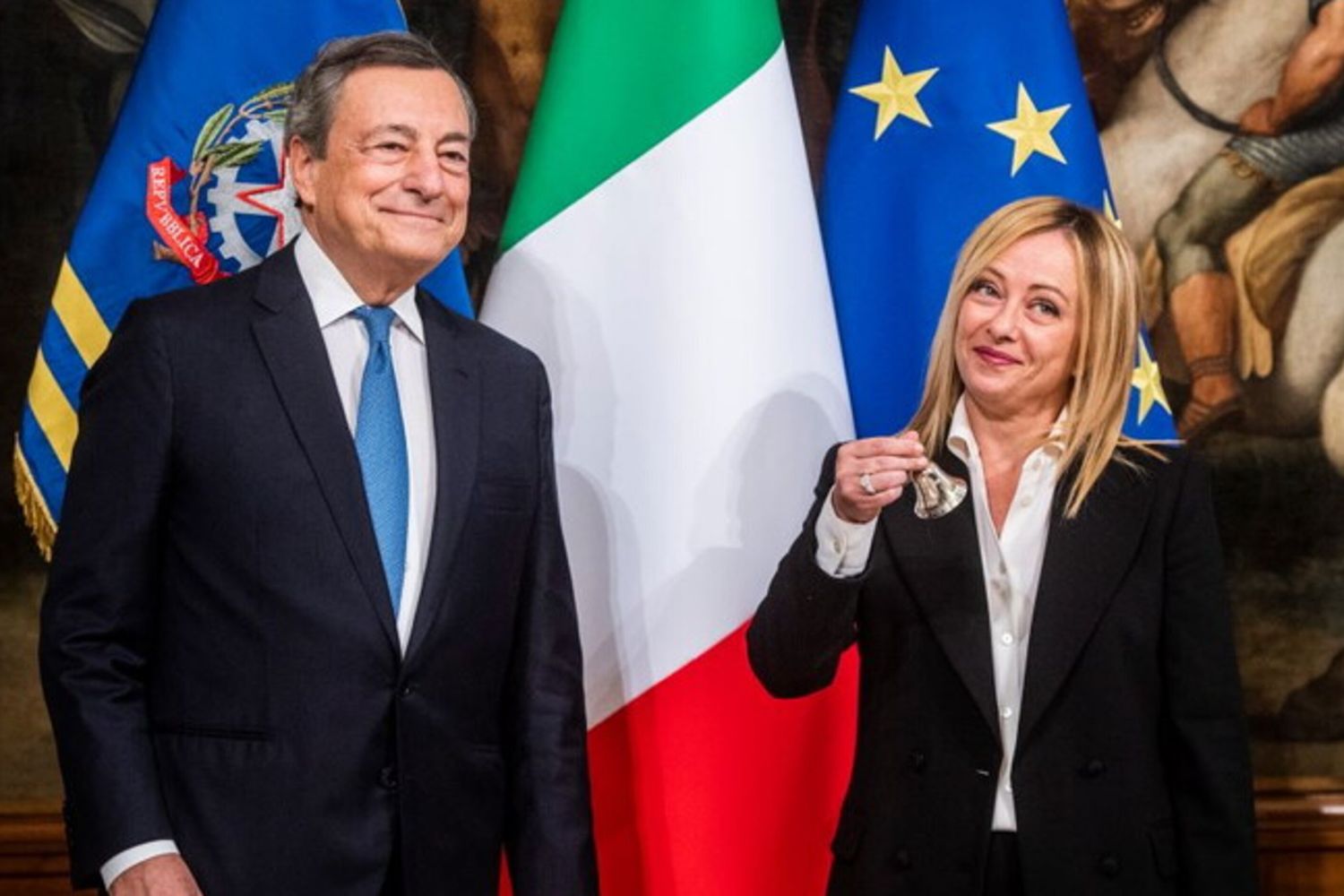 cerimonia della consegna della campanella