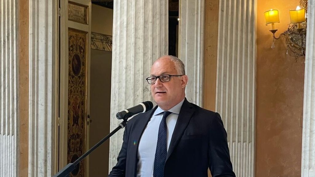 Il sindaco di Roma, Roberto Gualtieri, a Villa Torlonia