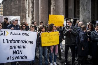 agi non si svende protesta giornalisti agenzia italia