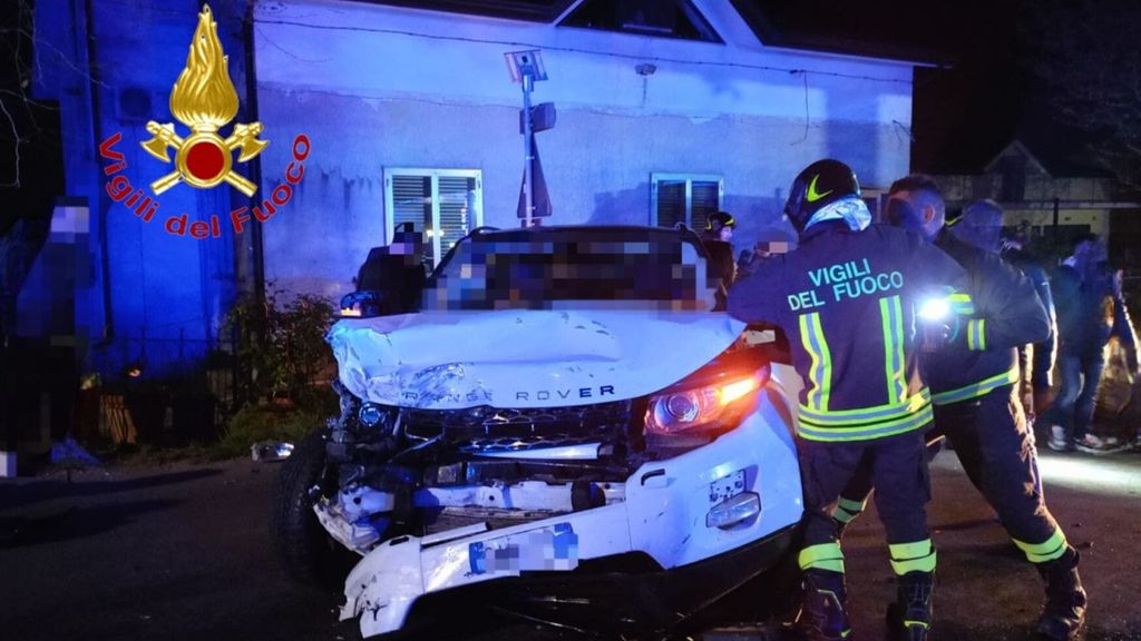 Incidente stradale nel Salernitano, morti due carabinieri