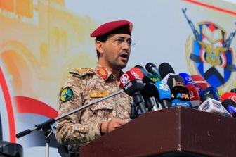 Il portavoce militare degli Houthi, brigadiere Yahya Saree