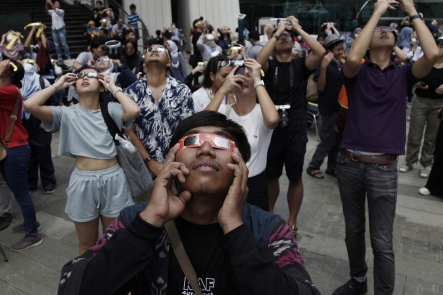 Eclissi solare a Giacarta, Indonesia 2023