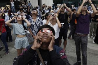 Eclissi solare a Giacarta, Indonesia 2023