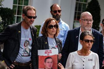 I famigliari degli ostaggi