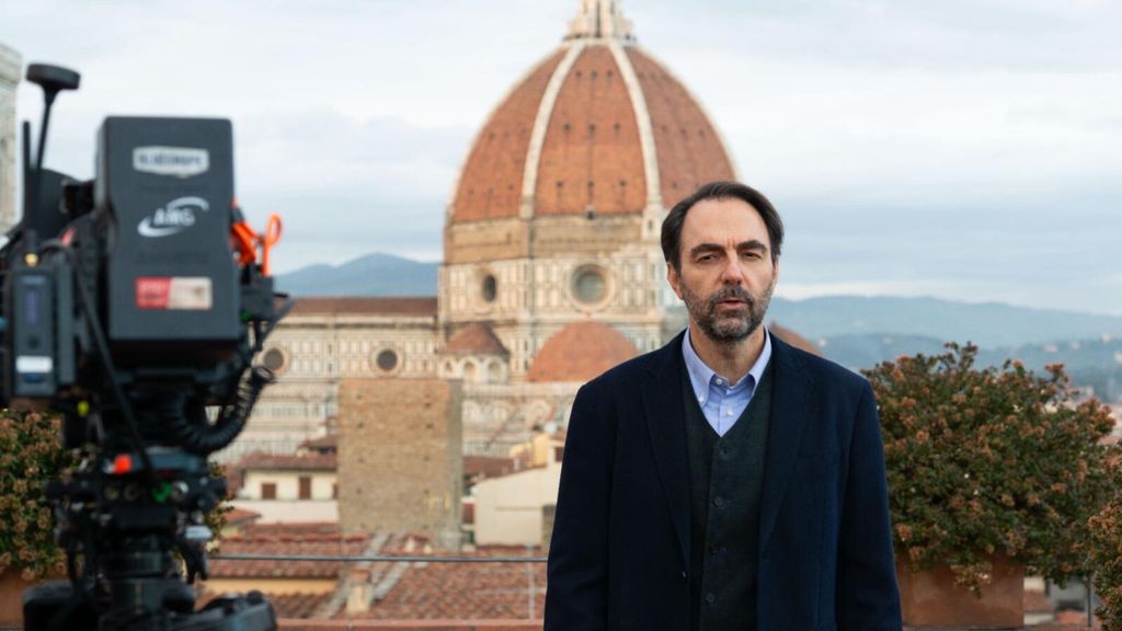 Neri Marcoré sul set del docu-film, Firenze 2024