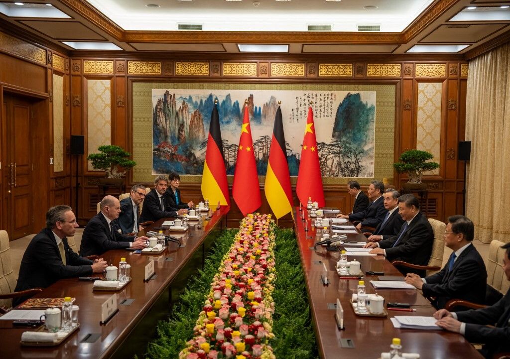 Incontro tra le delegazioni politiche della Germania e della Cina
