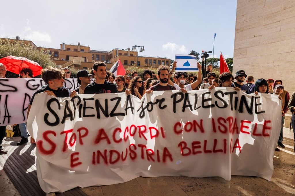 Corteo pro Palestina La Sapienza