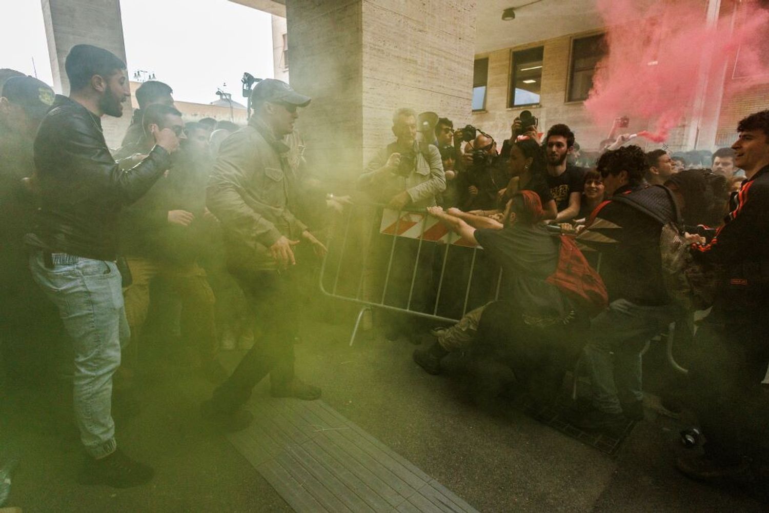 Scontri alla Sapienza