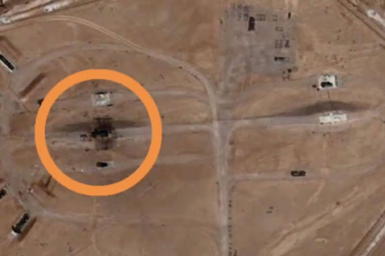 Le immagini satellitari della base di Isfahan