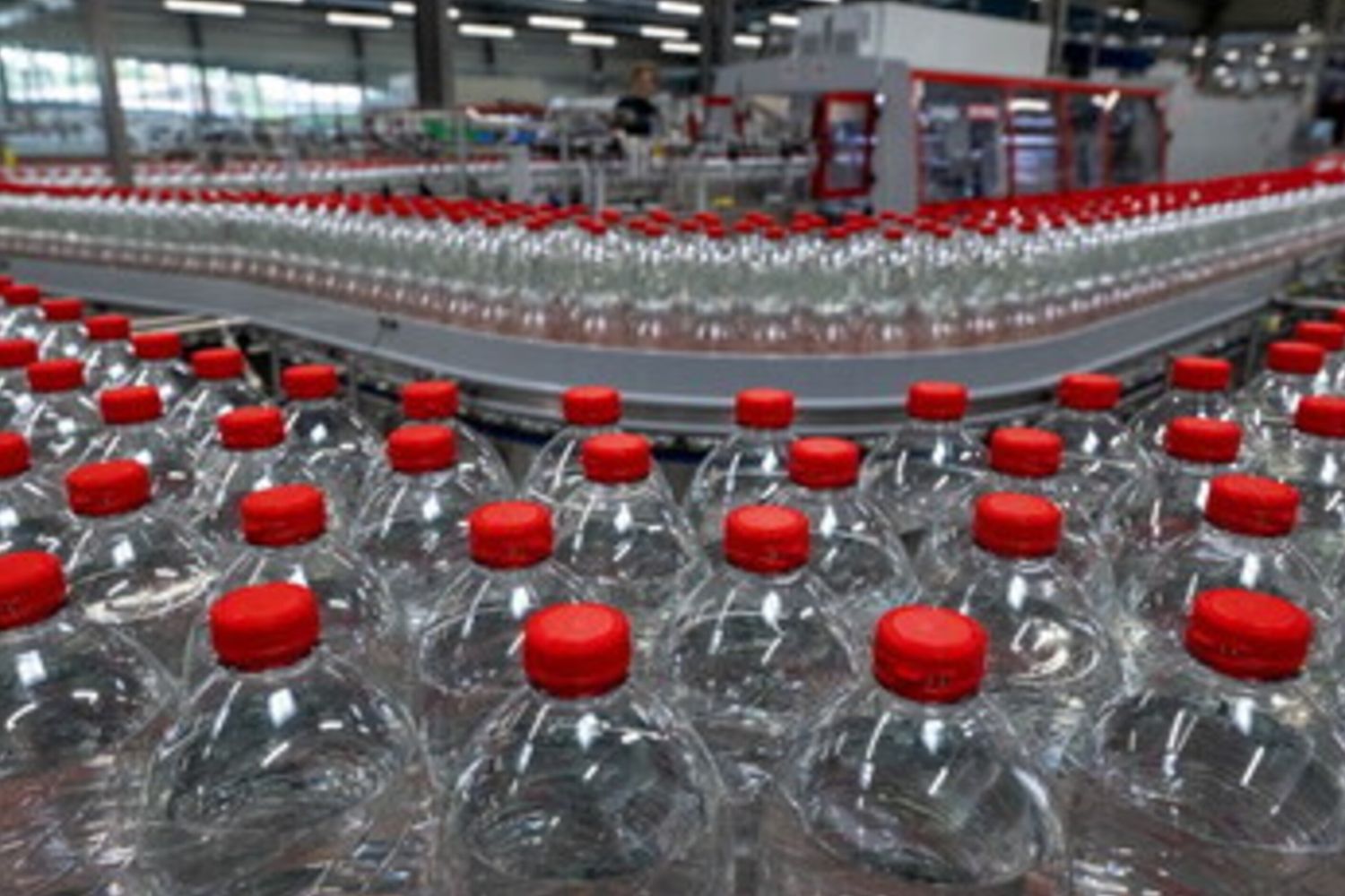 Bottiglie d'acqua di plastica