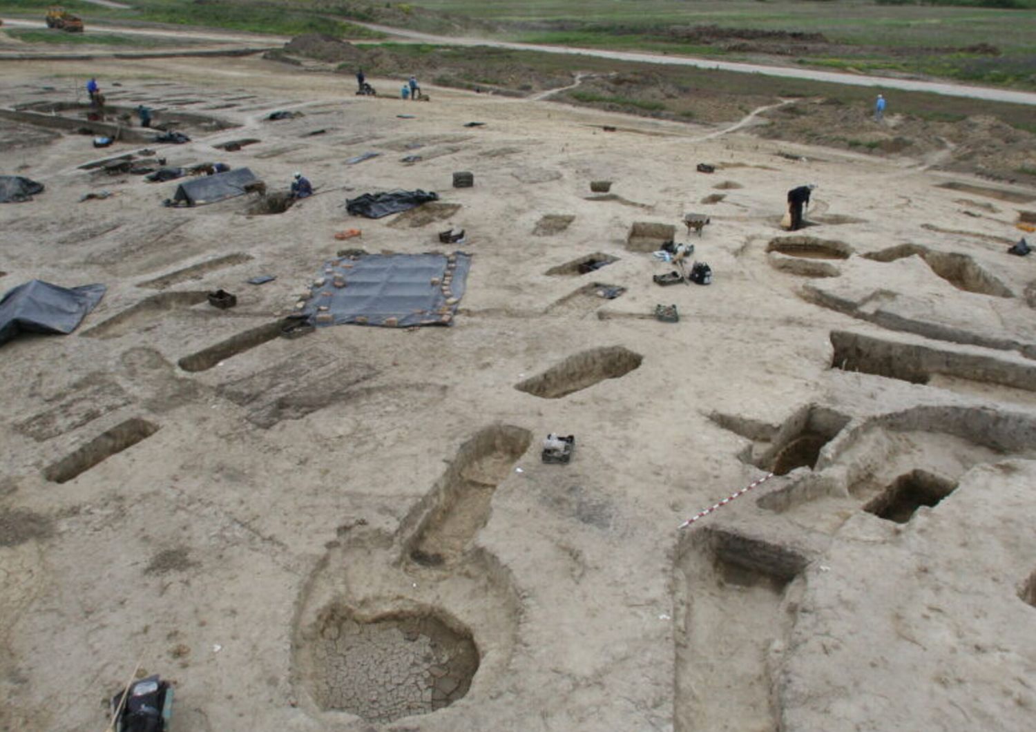 Gli scavi dell’Università Eötvös Loránd nel cimitero di Rákóczifalva, Ungheria, del periodo avaro (VI-IX secolo d.C.) nel 2006