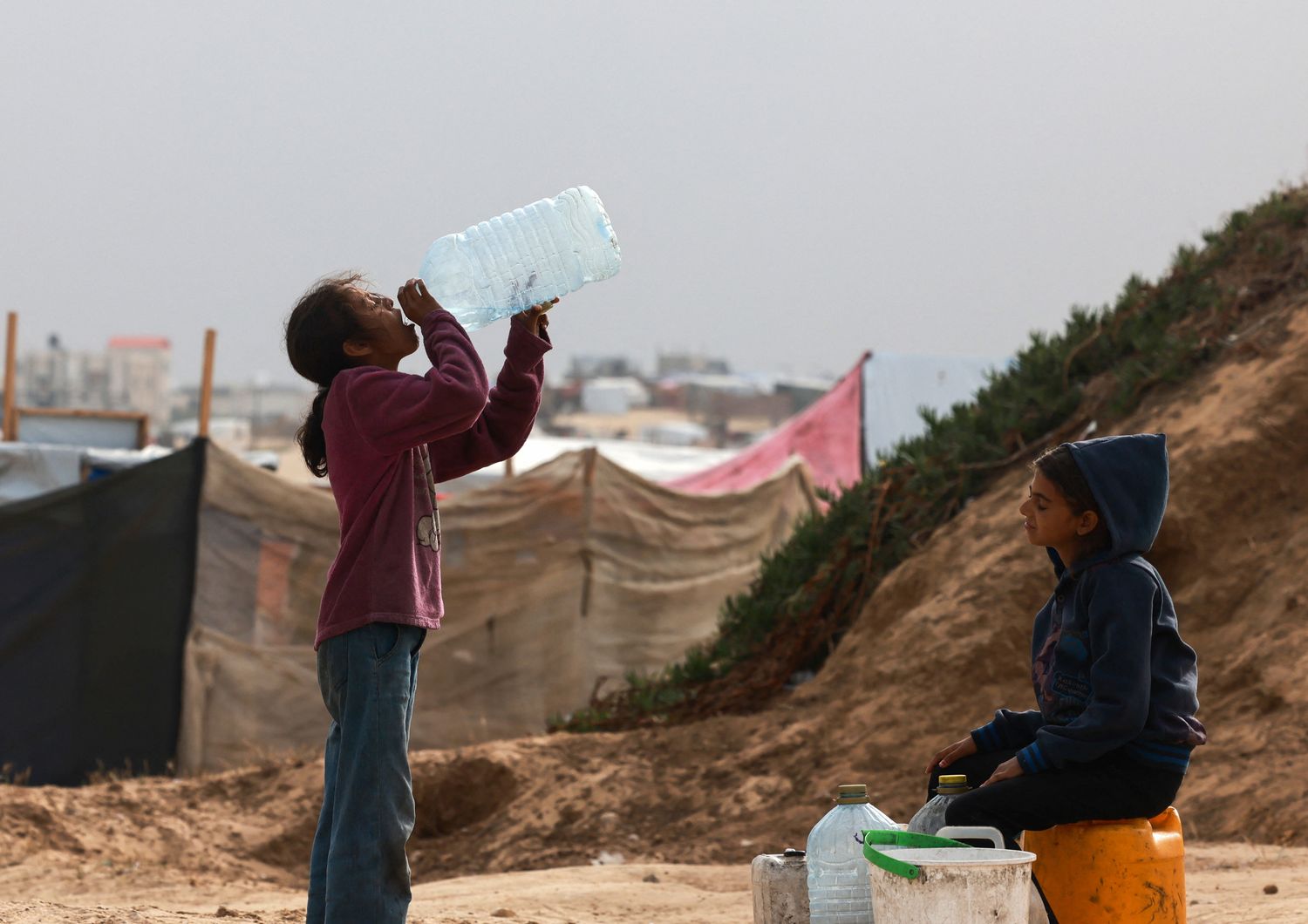 Bambini palestinesi a Rafah