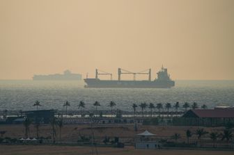 medio oriente iran promette rilascio equipaggio nave sequestrata