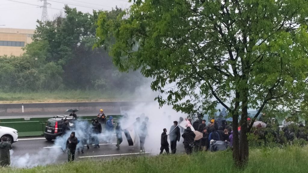 La manifestazione anti G7 a Torino