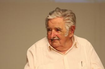 Jos&eacute; Mujica ha un tumore all&#39;esofago