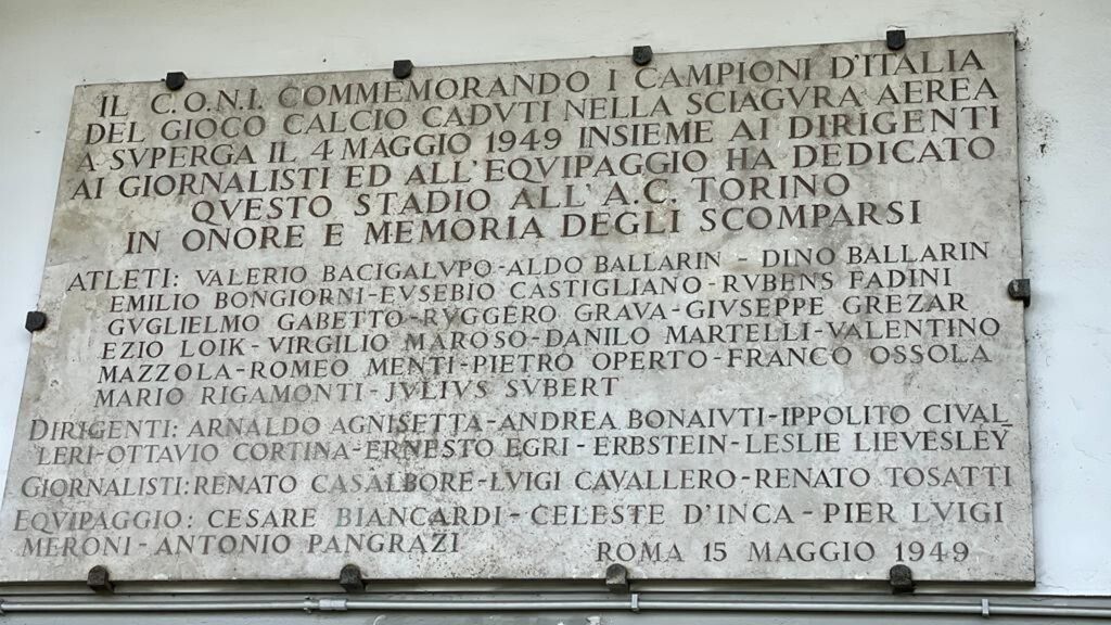 Una targa dedicata al Grande Torino - Stadio Flaminio di Roma