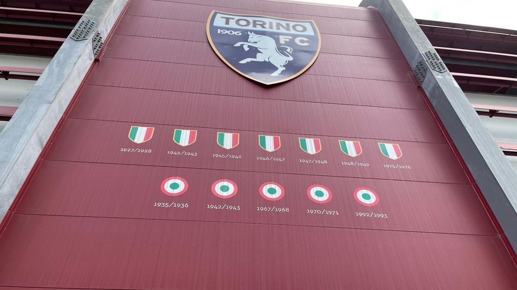 L'esterno della Stadio Filadelfia, ristrutturato dopo anni di abbandono