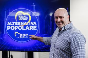 Stefano Bandecchi e la lista di Alternativa Popolare