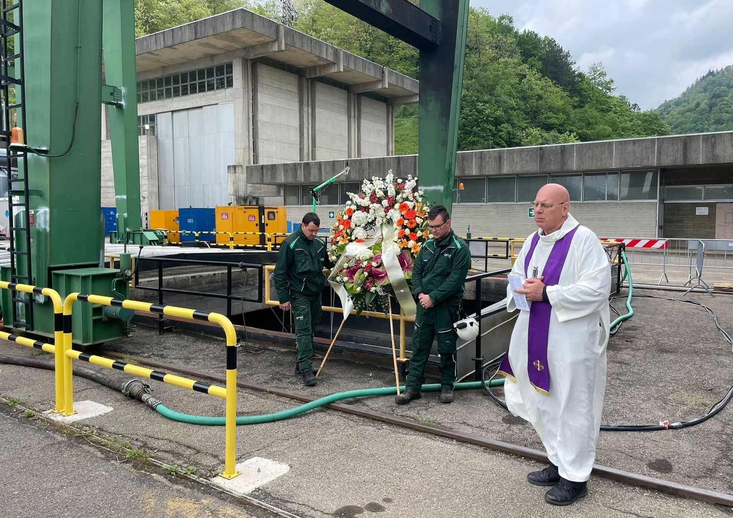 ricordo vittime incidente centrale suviana