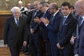 anm congresso standing ovation mattarella