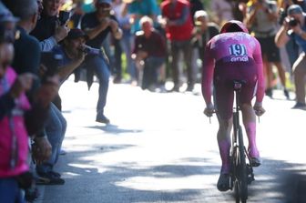 pericolo valanghe giro italia cambia percorso