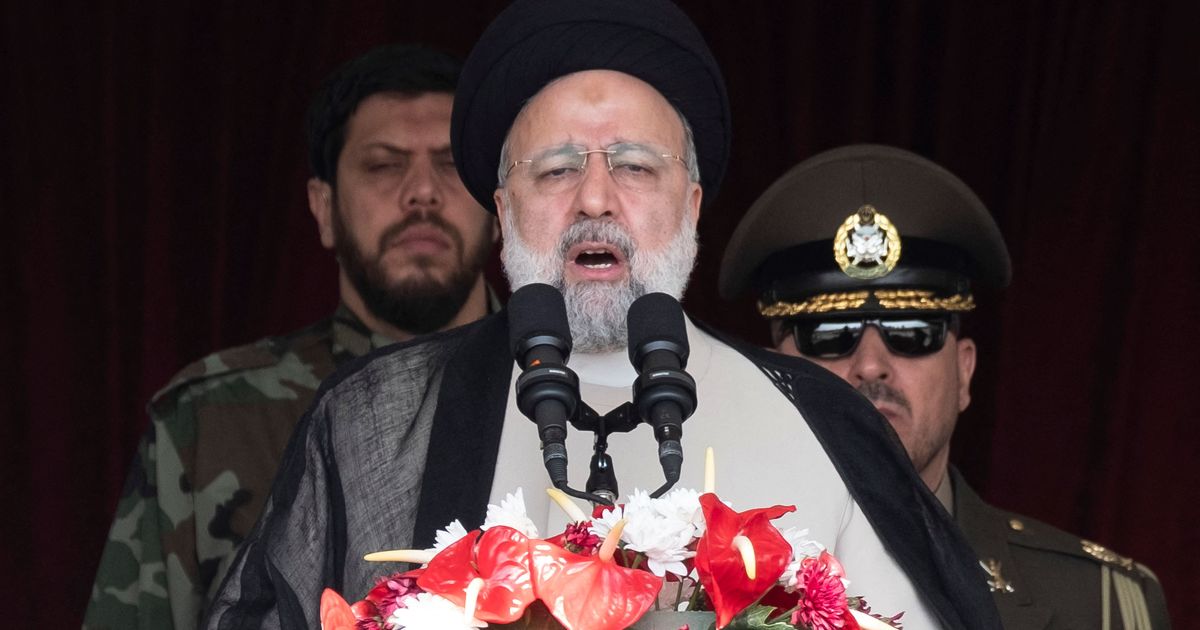 イラン大統領ヘリ墜落、ライシさんの運命は謎