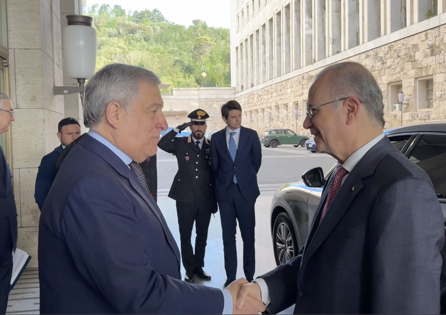 L’incontro tra Antonio Tajani, ministro degli Esteri, e il premier dell'Autorità nazionale palestinese, Mohammed Mustafa