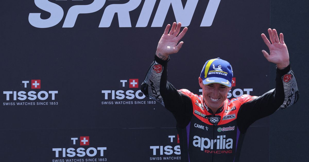 MotoGP de Catalogne, Espargaro remporte la Sprint Race.  Bagnaia absent dans le dernier tour