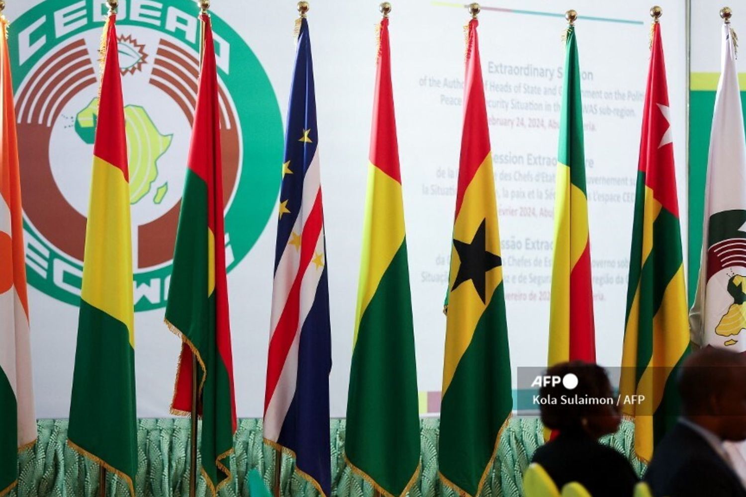 bandiere e logo  Ecowas, Abuja, Febbraio 2024