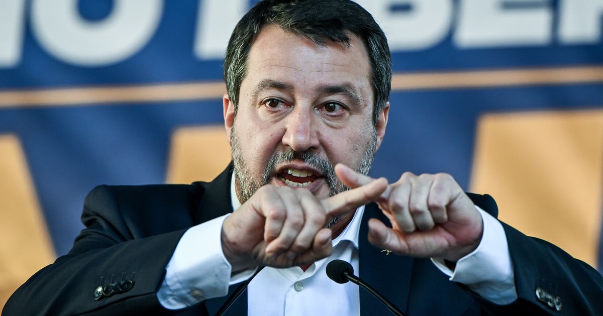 "Nessuna polemica con Mattarella, ha il mio rispetto", chiarisce Salvini