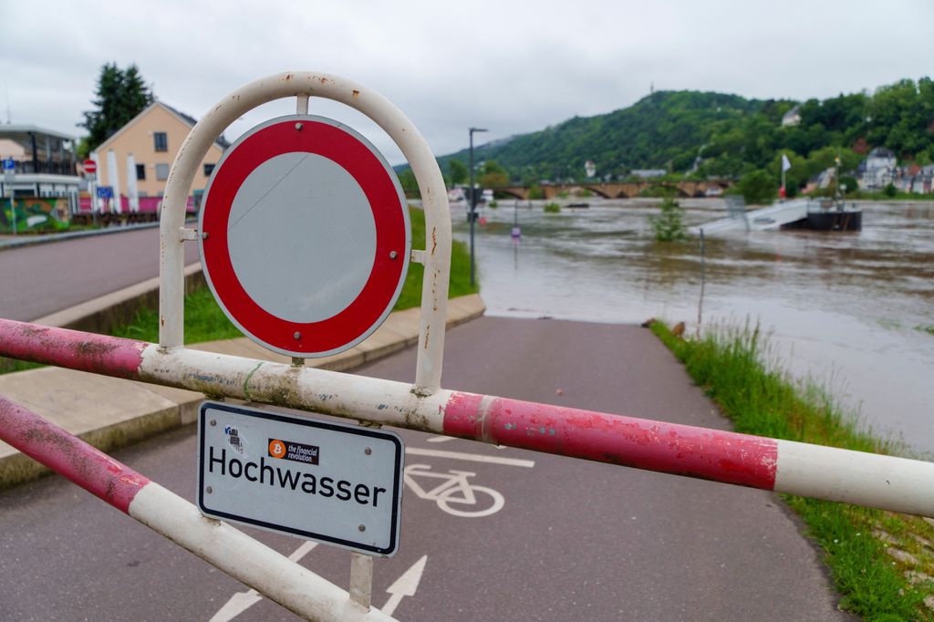 Il maltempo colpisce la Germania. Un morto e migliaia di evacuati