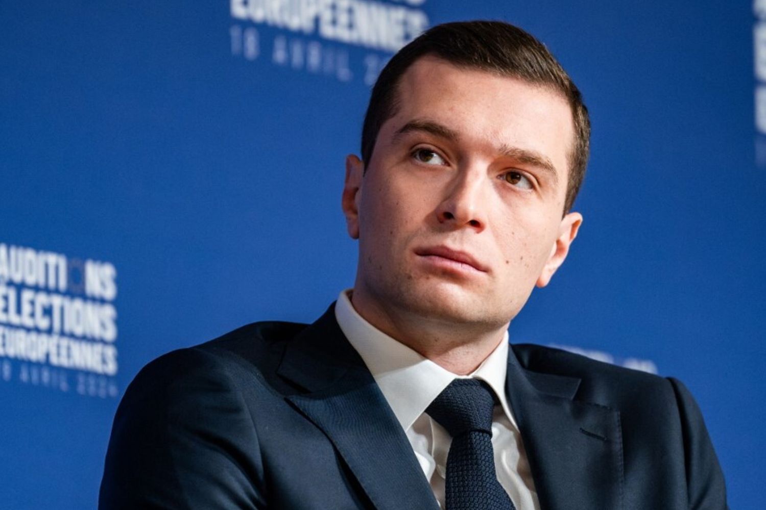Jordan Bardella, esponente del partito di estrema destra Rassemblement National (RN)