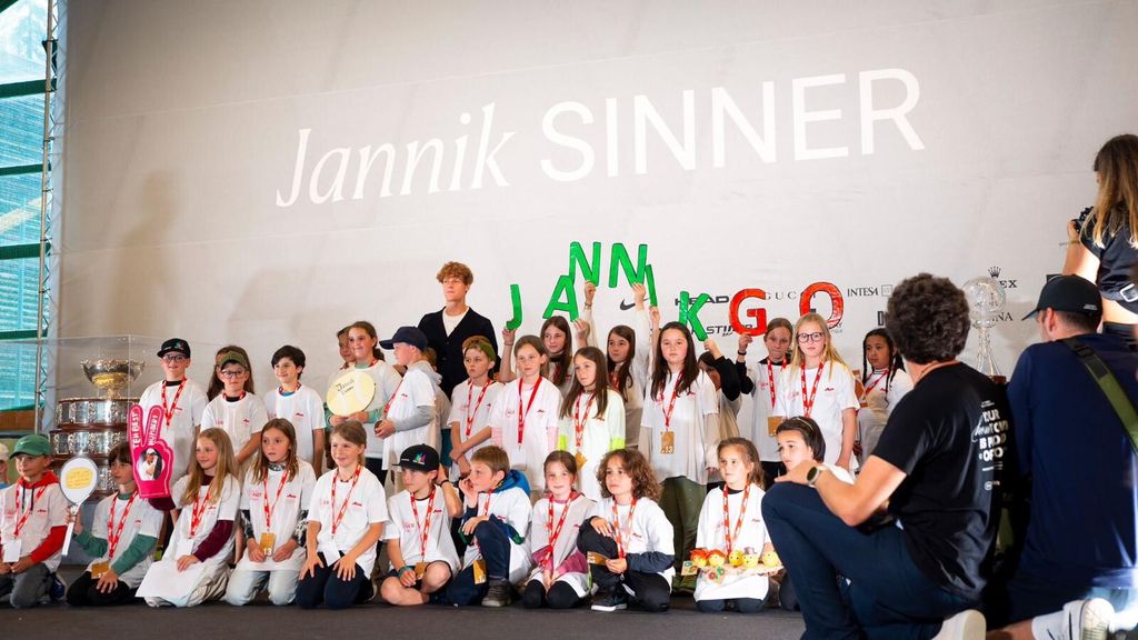 La festa per Jannik Sinner in Val Pusteria