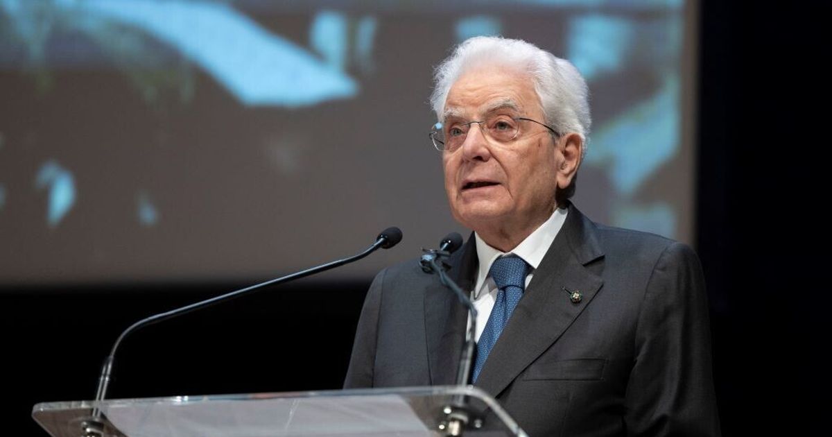 Mattarella: "Grave se la politica influenza le nomine dei giudici"