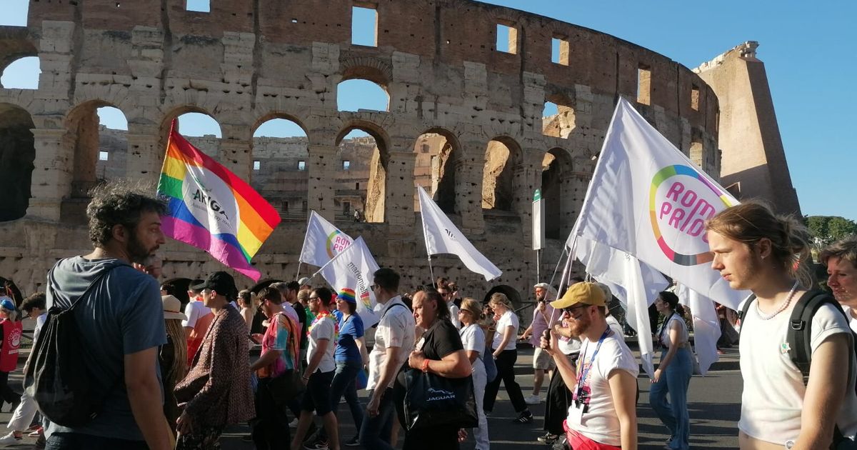La fierté revient à Rome : « 30 ans de fierté »