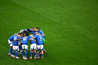 euro 2024 albanesi in netta maggioranza azzurro il muro giallo