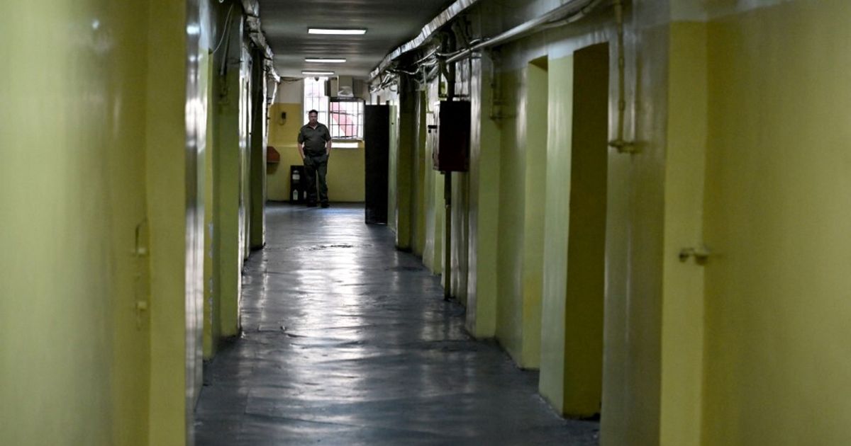 In einem Gefängnis in Rostow nehmen IS-Häftlinge zwei Wachen als Geiseln