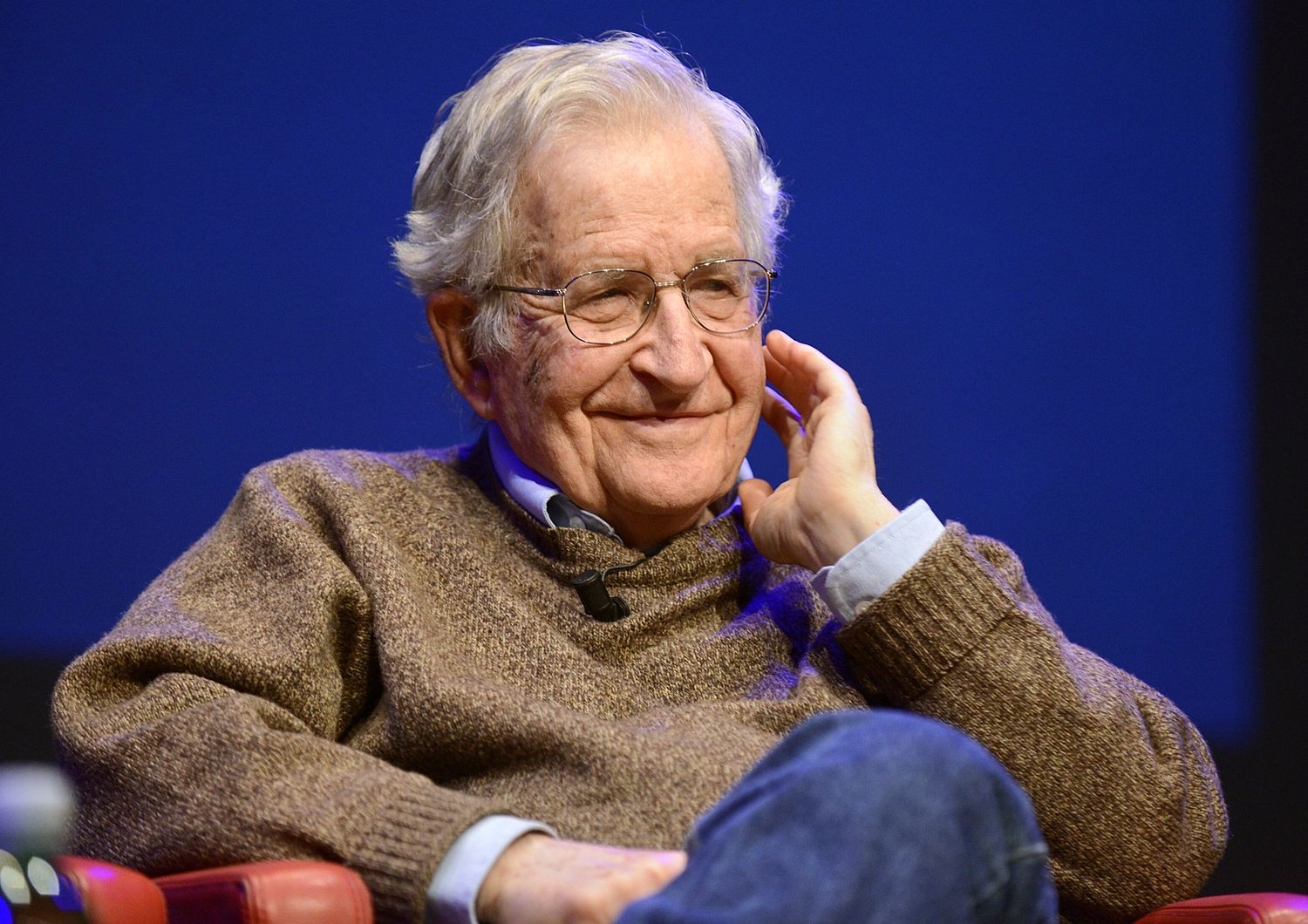 Il linguista Noam Chomsky