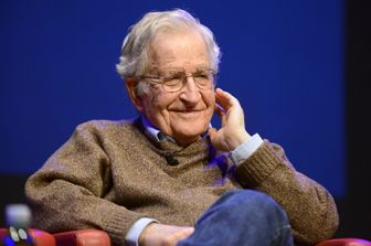 Il linguista Noam Chomsky