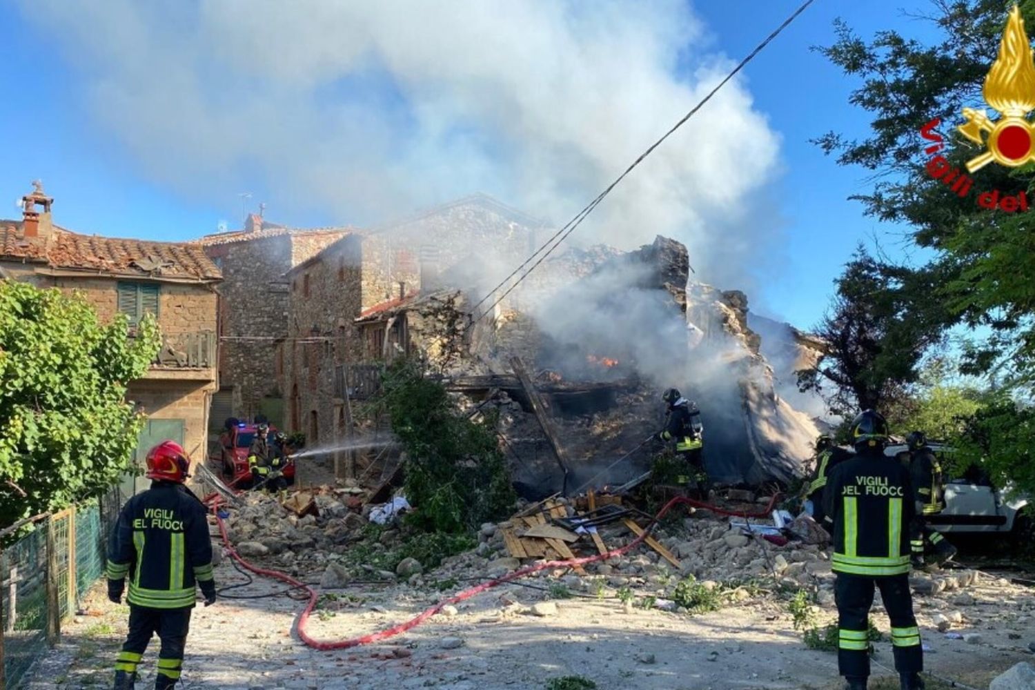 La palazzina esplosa a Parrano