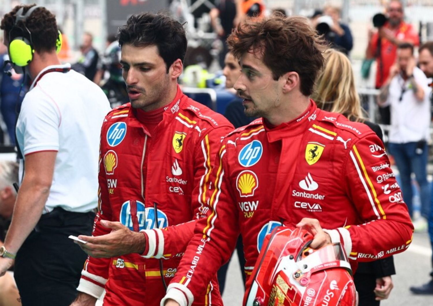 Carlos Sainz e Charles Leclerc